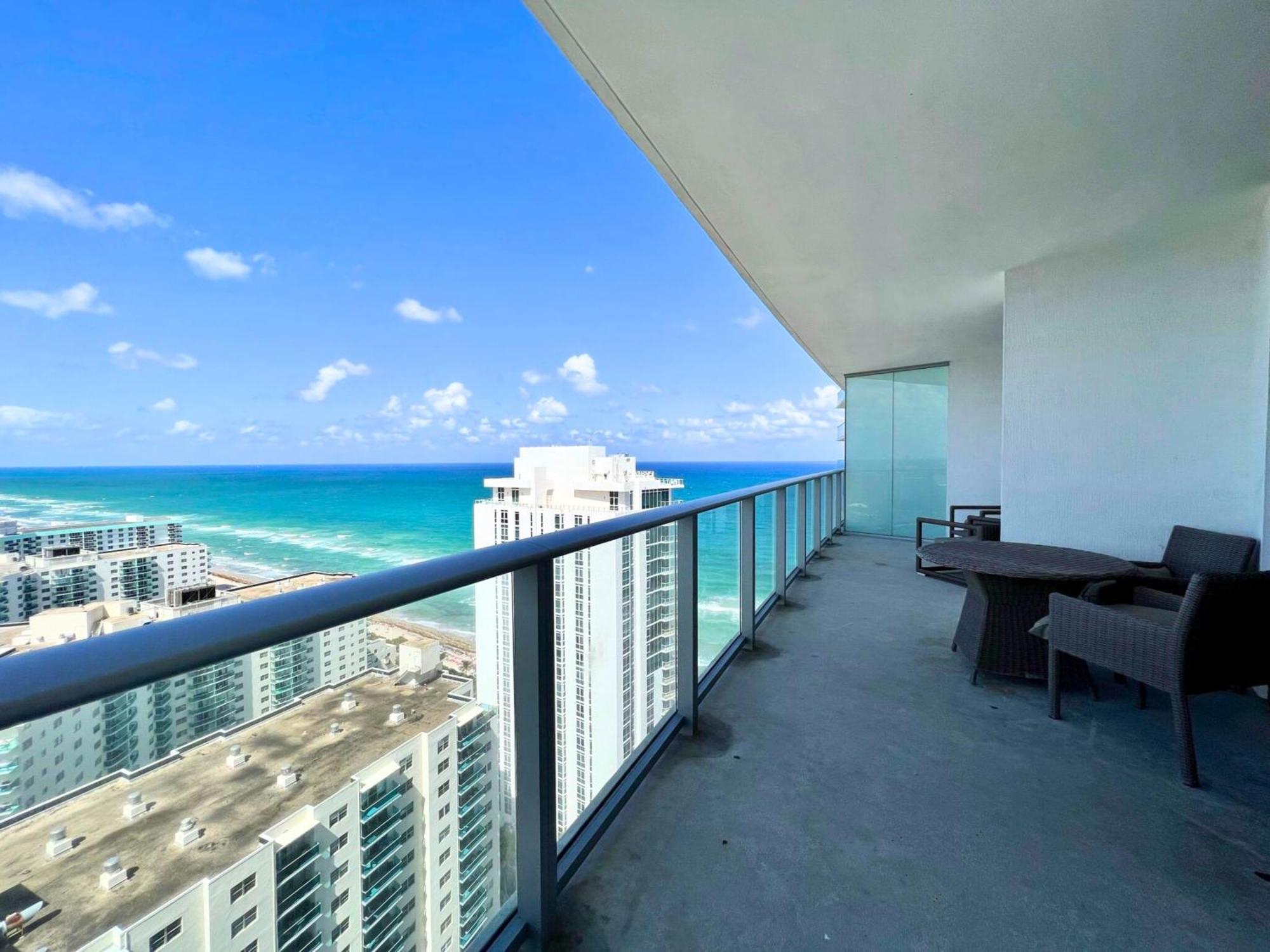Mvr Beachfront Appartamento Hollywood